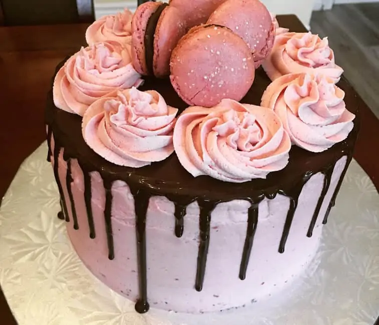 raspberry chocolate drip cake