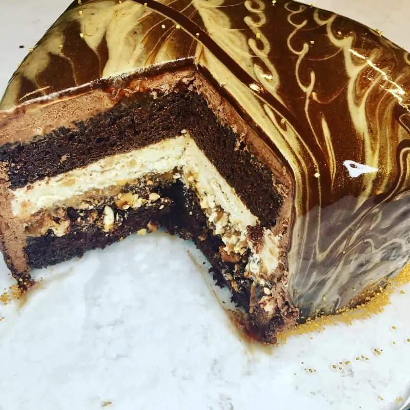 chocolate hazelnut mirror glaze cake